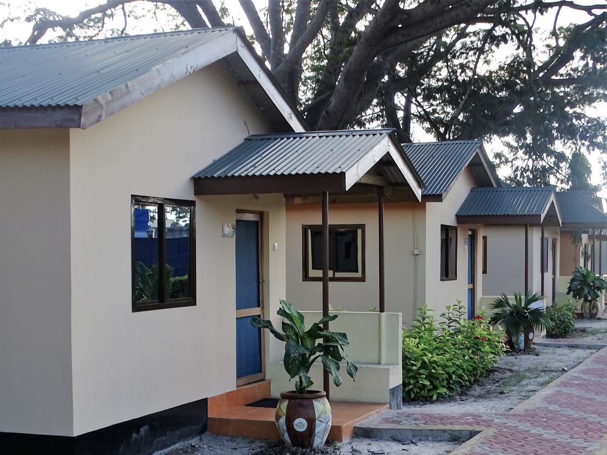 Mgulani Lodge Hotel Dar es Salaam Esterno foto